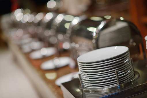 The 9 Best Buffets in Nebraska!