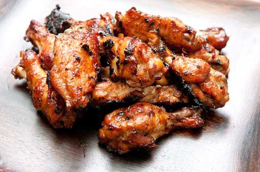 The 7 Best Spots for Wings in Nebraska!